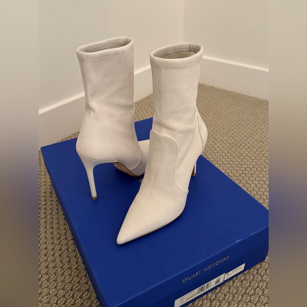Stuart Weitzman Stretch 100mm pointed-toe boots white booties